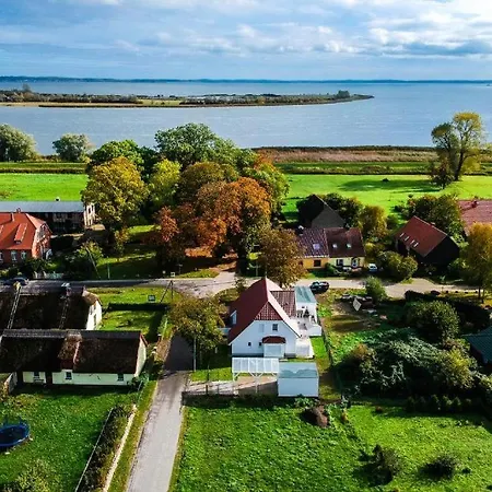 2 Achterwasser-findling Usedom *